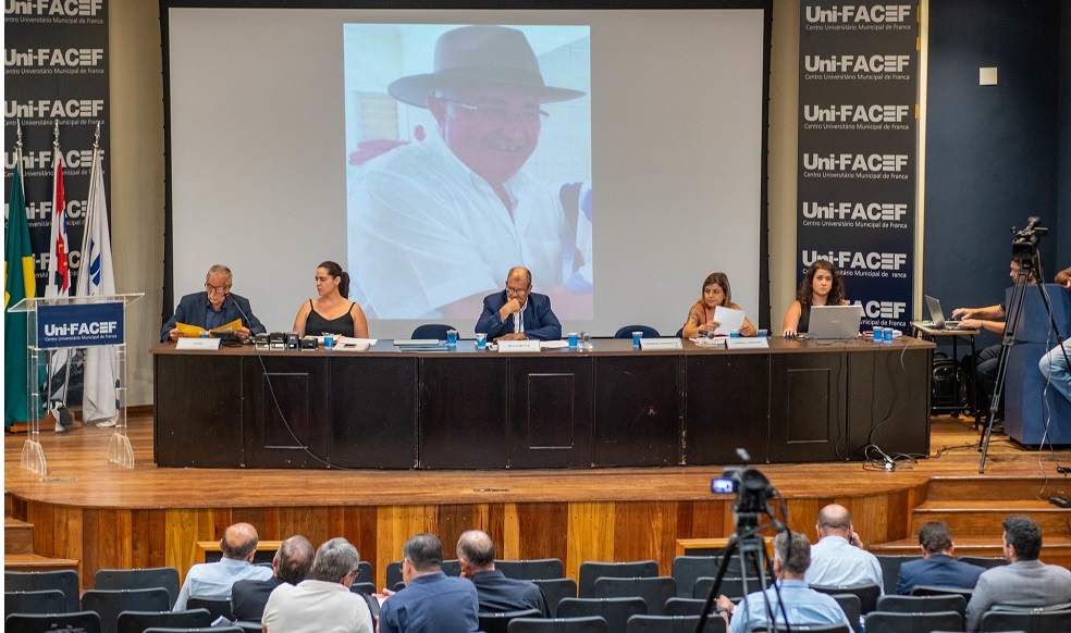 Imagem de capa da Notícia